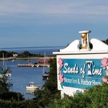 Sands Of Time Motor Inn & Harbor House 우즈 홀 외부 사진