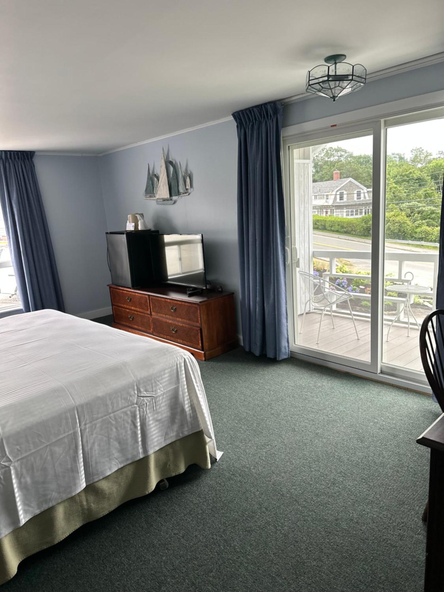 Sands Of Time Motor Inn & Harbor House 우즈 홀 외부 사진