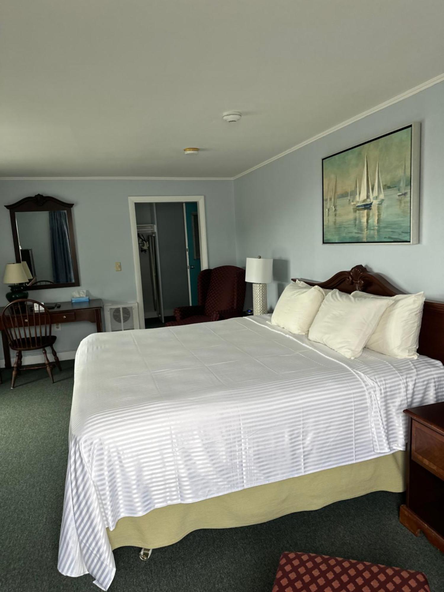 Sands Of Time Motor Inn & Harbor House 우즈 홀 외부 사진