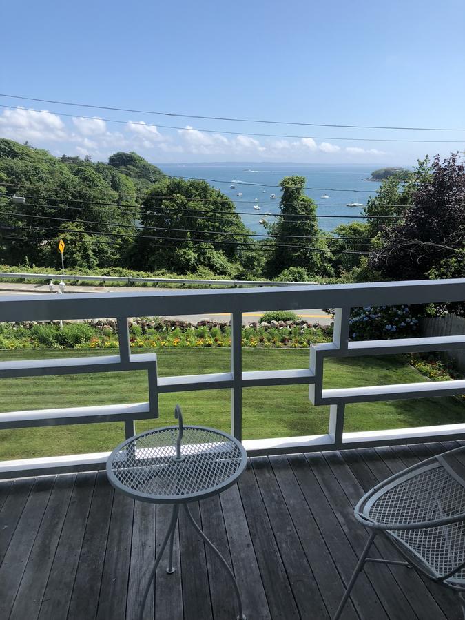 Sands Of Time Motor Inn & Harbor House 우즈 홀 외부 사진